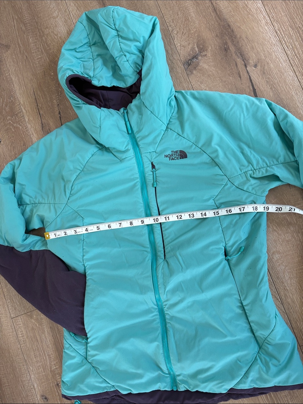 Women’s North Face Ventrix Hooded Jacket - Picture 8 of 16